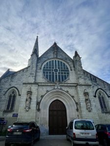 Collégiale Notre-Dame près du centre auditif Audioproxi de Mirebeau